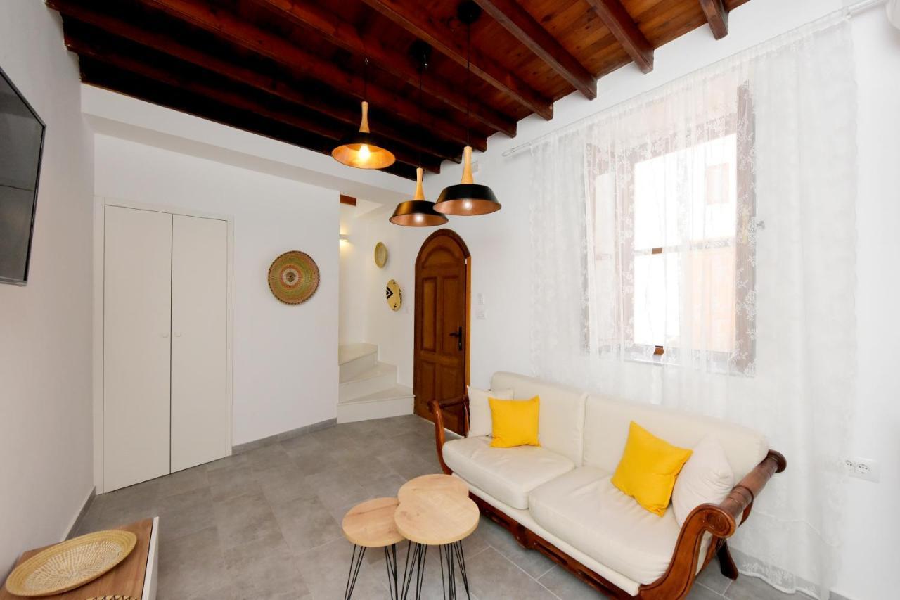 Pera Houses 2-Bedroom In The Center Of Lindos Eksteriør billede